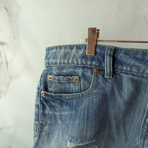 Aeropostale Shorts Womens 10 Boyfriend Distressed Light Acid Wash Cuffed Stretch - Picture 2 of 10
